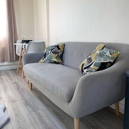 Modern 1 Bed Apartment In The City Centre Of Derby Eksteriør bilde