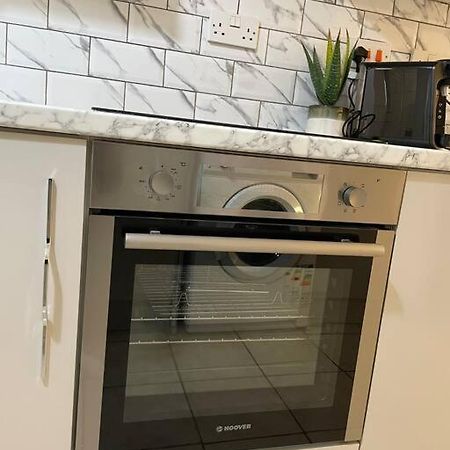 Modern 1 Bed Apartment In The City Centre Of Derby Eksteriør bilde