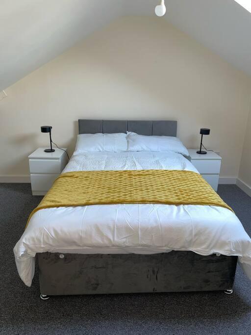 Modern 1 Bed Apartment In The City Centre Of Derby Eksteriør bilde